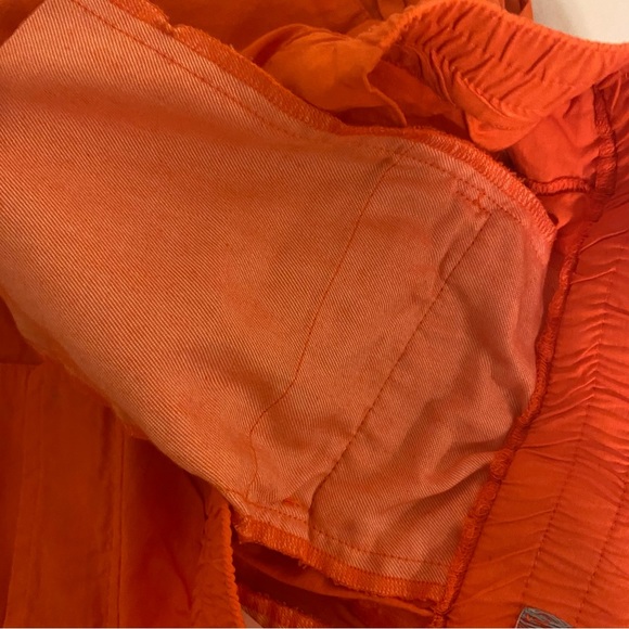 NWT Urban Outfitters Small Orange - Picture 10 of 10